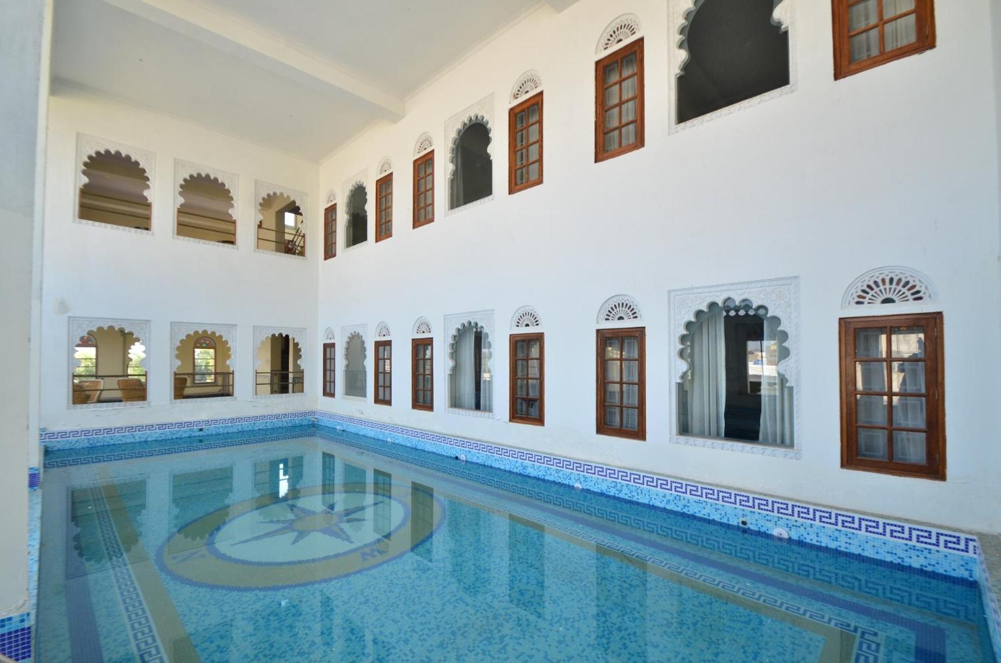 烏代浦 Aaram Mahal By Pachar Group酒店 外观 照片